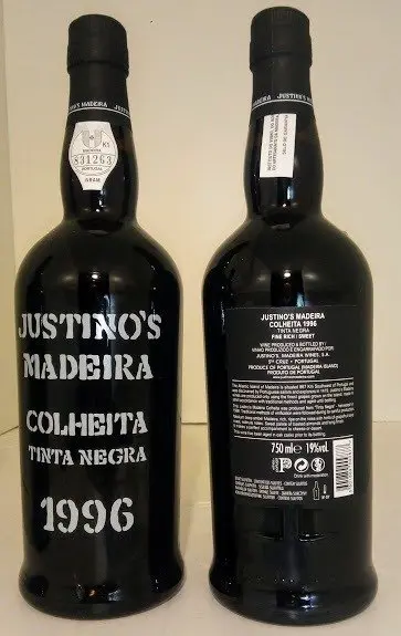 1996 Justino's Tinta Negra - Madeira Colheita - 3 Flessen (0.75 liter)