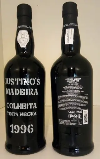 1996 Justino's Tinta Negra - Madeira Colheita - 3 Flessen (0.75 liter)