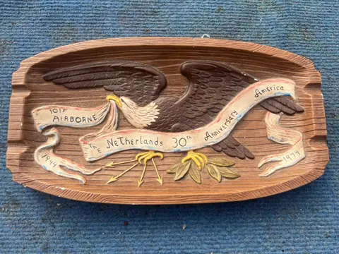 Verenigde Staten van Amerika - Beautiful early 101st Airborne Anniversary ceramic bowl - 101st Airborne - OLD - Best / Eindhoven - Band of Brothers