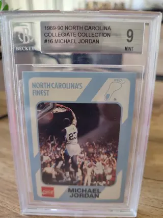 1989/90 North Carolina Collegiate Collection - Michael Jordan #16 - Beckett 9