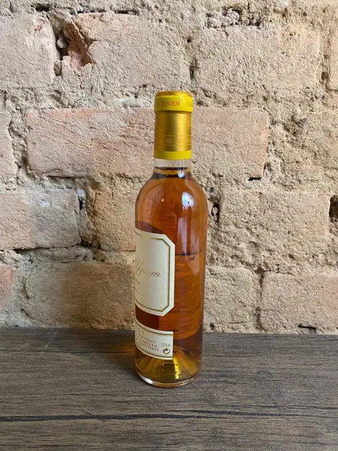 2001 Château d'Yquem - Sauternes 1er Cru Supérieur - 1 Halve fles (0.375 L)