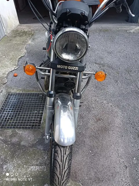 Moto Guzzi - V35C - 350 cc - 1983