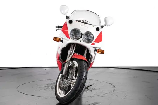 Yamaha - FZR-750R - OW01 - 1991