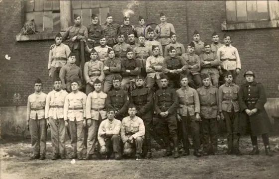 Diverse landen - Militair, Wereldoorlog 1, Met fotokaarten - Ansichtkaarten (Collectie van 47) - 1900-1950