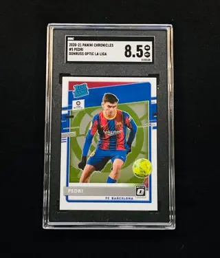 2020 Panini Chronicles Champions League - Pedri - Rookie-kaart #5 - SGC 8.5