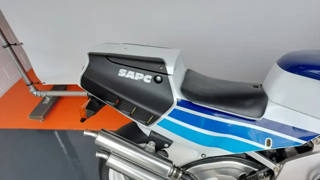 Suzuki - RGV 250 M SP - 1991