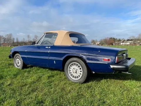 Alfa Romeo - Spider 2000 Iniezione - 1977