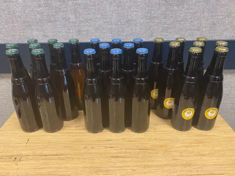 Westvleteren - 8x VI + 8x VIII + 8x XII w/original crate - 33cl - 24 flessen