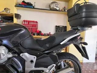 Moto Guzzi - Norge 1200cc GT Confort - 2009