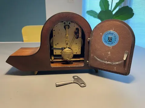 Pendule Klok Kienzle - Hout - Midden 20e eeuw