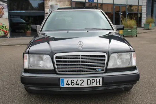 Mercedes-Benz - 220 CE Sportline - NO RESERVE - 1993