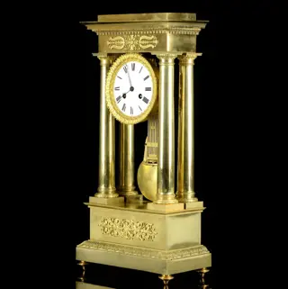 Een monumentale (H: 58,4 cm) portiekregulatorklok - Ledoux, noted in Paris 1812 - Gegoten, gebeiteld messing - Midden 19e eeuw