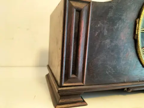 AntiekeJunghans Kast of schoorsteen pendule klok - Hout, Eiken, Messing - Begin 20e eeuw