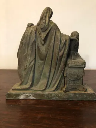 Klok sculptuur - Zamak, metaal - Eerste helft 20e eeuw