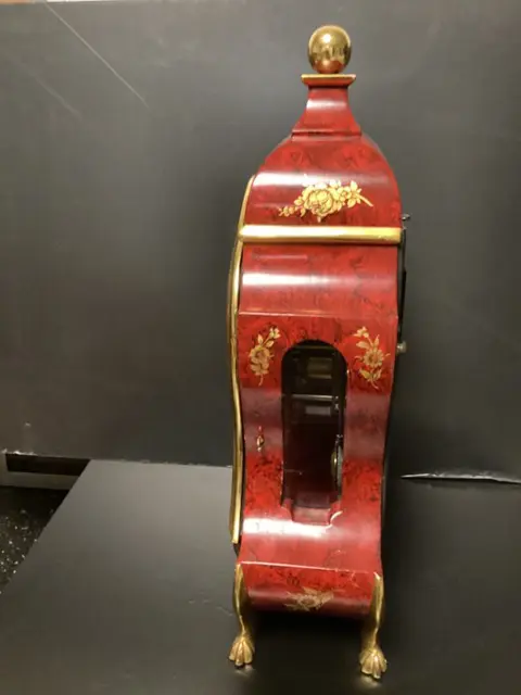 Neuchâtel pendule, Lodewijk XVI-stijl - Zenıth Le Locle - Glas, Hout, Messing, Verguld - Tweede helft 20e eeuw