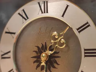 Tafelblad klok - Imhof - Messing - Eind 20e eeuw
