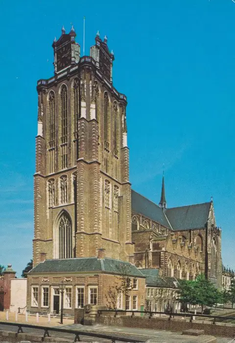 Nederland - Zuid Hollandse kerken - Ansichtkaarten (Collectie van 125) - 1938-1999