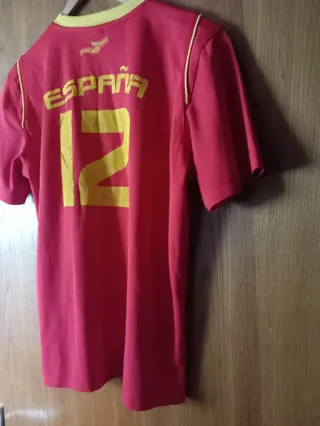 voetbal shirt, SPANJE - maat 164 - i.p.st. 15,-