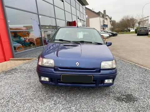 Renault - Clio 16 S - 1996