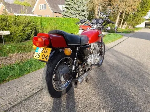 Suzuki - GS 550 D - 1979