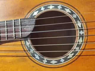 Sans étiquette - ROMANTIQUE - Gitaren - Duitsland