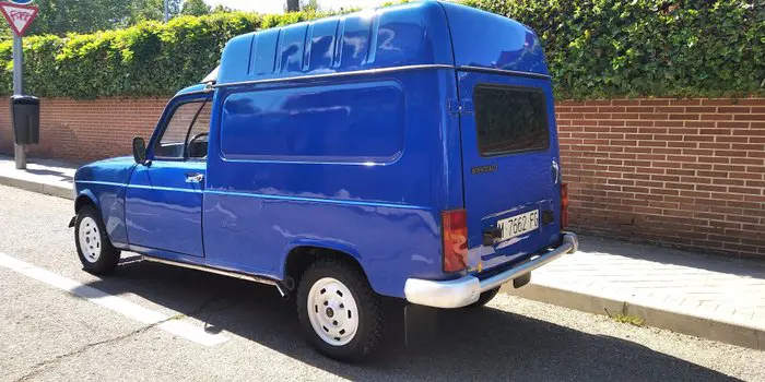 Renault - 4 F6 - 1983