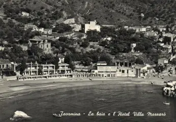 Italië - Groot formaat - Diverse plaatsen en bezienswaardigheden - Ansichtkaarten, Doosje (Collectie van 480) - 1920-1970