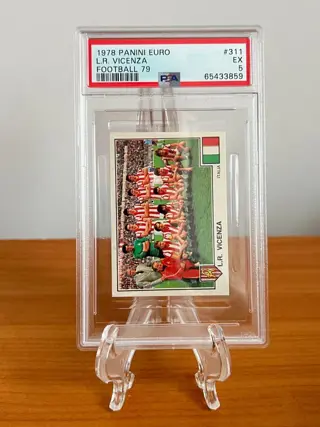 1978/79 Panini Euro Football 79 - #311 - L.R. Vicenza (including Paolo Rossi) - PSA 5