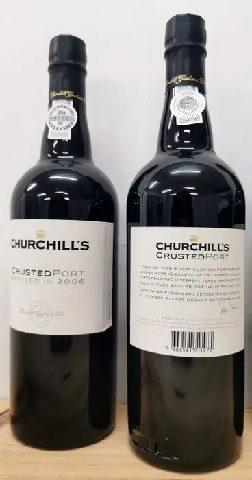 Churchill's - Douro, Oporto, Port Crusted Port - 3 Flessen (0.75 liter)