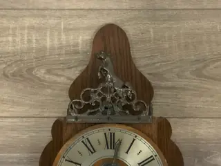 Wandklok - Hout, Messing, gietijzer - 20e eeuw