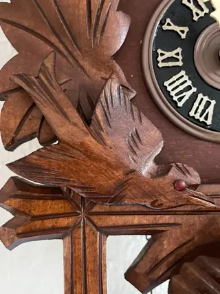 Koekoeksklok met bewegende voedende vogels - Hout - 1970s