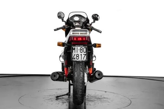 Moto Guzzi - V65 Lario - 650 cc - 1989