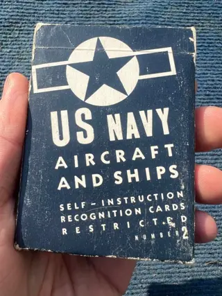 Verenigde Staten van Amerika - Rare Official US Army WW2 Set of ''US Navy Aircraft and Ships'' Recognition Playing Cards - US Army - US Bureau of Naval Affairs - August - 1944