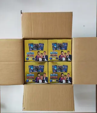 2019/20 TOPPS Champions League 12 dozen in originele Topps bigbox x 30 boosters elk