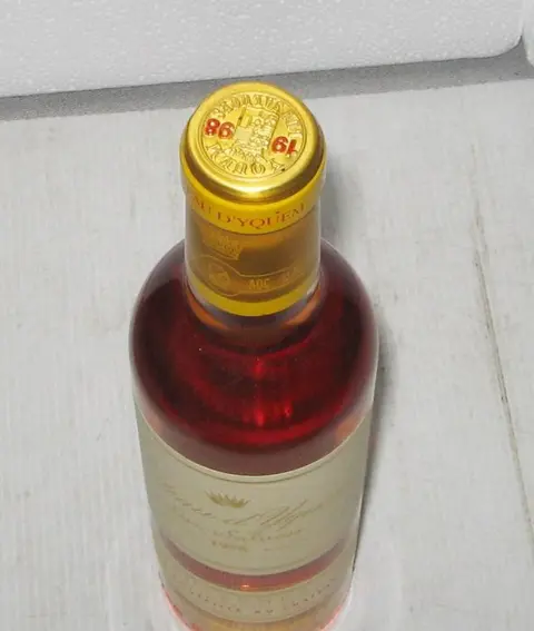 1998 Château d'Yquem - Sauternes 1er Cru Supérieur - 1 Halve fles (0.375 L)
