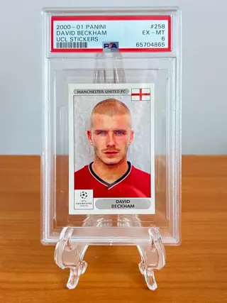 2000/01 Panini UCL Stickers - #258 - David Beckham - Manchester United - PSA 6