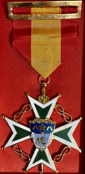 Spanje - Oud ridderkruis van een adellijke orde in originele doos.