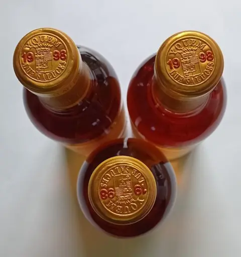 1998 Chateau d'Yquem - Sauternes 1er Cru Supérieur - 3 Halve flessen (0.375L)