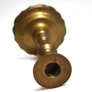 Kandelaar - Messing - Begin 18e eeuw