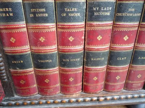 Heeren drank en rook cabinetje (1) - Eik - Midden 20e eeuw