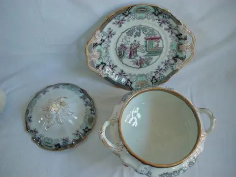 Petrus Regout - Canton soepterrine (1) - Aardewerk