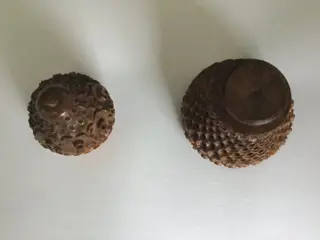 Coquilla- Corozanoot als Pomander - Corozanoot/Coquillanoot met chapelet - Rond 1900