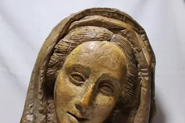 Beeld, Hoofd van Madonna - Hout (fruit) - 17e eeuw