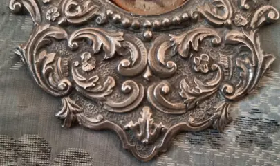 Kostbare 19e eeuwse Engelse zilveren reliekschrijn engelen Maagd Maria (1) - Textiel, Zilver - Eind 20e eeuw
