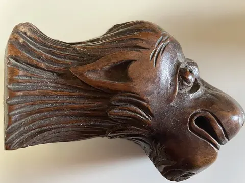 Beeld, leeuwenkoppen (2) - Hout - 19e eeuw