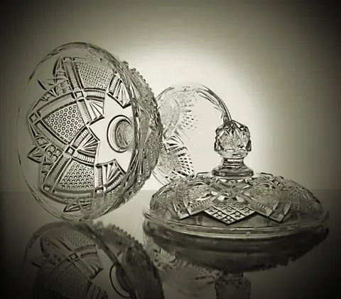 Charles Graffart - Bonbonniere 'Gilbert' - 1913 (1) - semy crystal