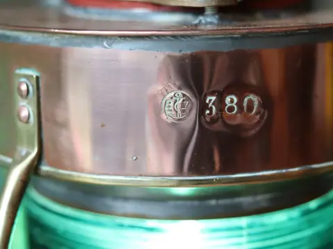 Scheepslamp, Bijzonder robuuste navigatieverlichting - Brons, Koper, Messing - Tweede helft 20e eeuw