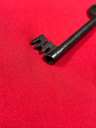 sleutel - IJzer (gesmeed) - 16e eeuw