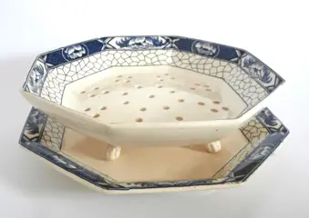 Société Céramique Maestricht - Fruittest, model Butterflij - Aardewerk