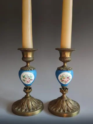 Bies versierd met putto en bloemen - Brons, Porselein - Napoleon III-periode